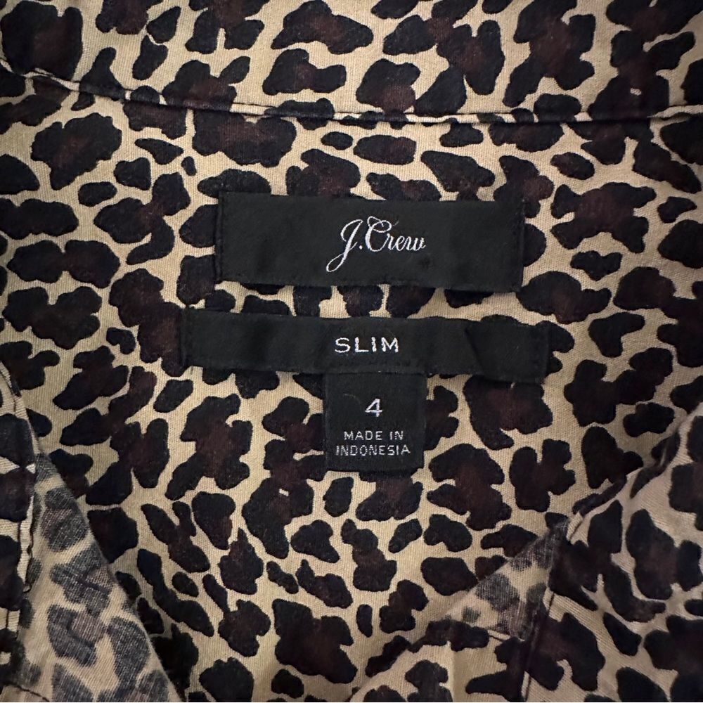J. crew Slim Leopard Button Down - Picture 5 of 7